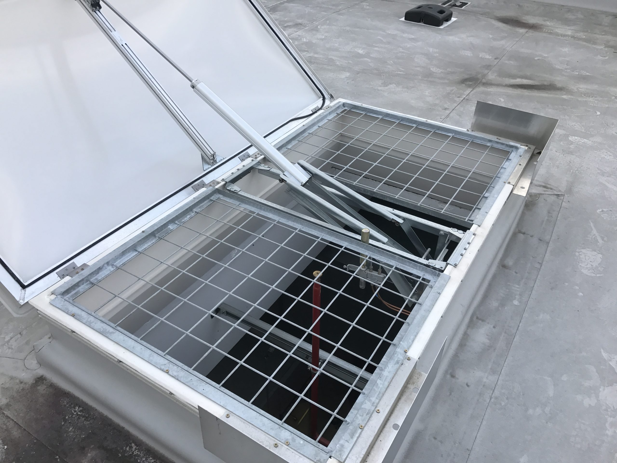 Lichtkuppel Duchsturzsicherungssystem